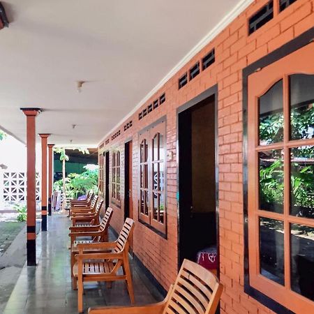 Oka Homestay Mitra Reddoorz ماتارام المظهر الخارجي الصورة