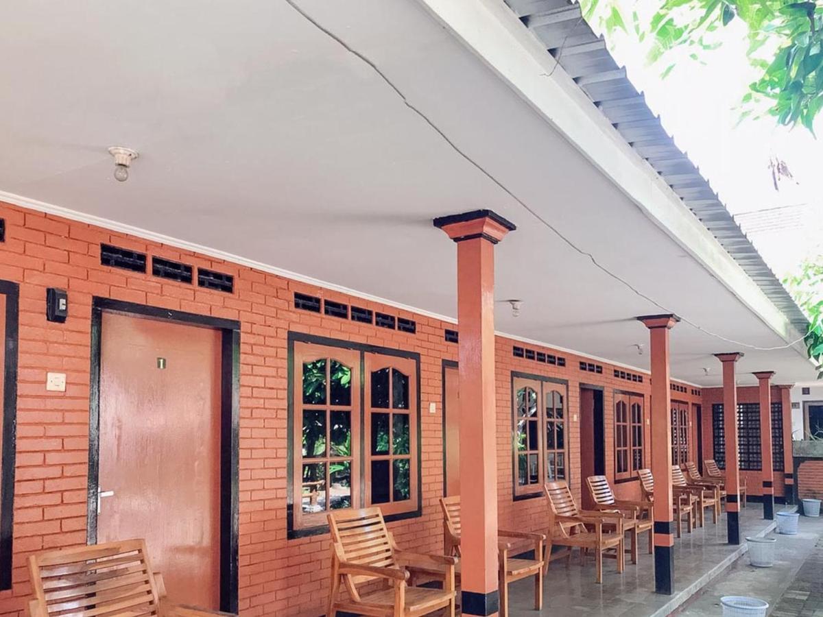 Oka Homestay Mitra Reddoorz ماتارام المظهر الخارجي الصورة